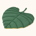 Purrfect Leaf Mat 60 × 60 cm | Soft Washable Leaf-Shaped Cat Mat