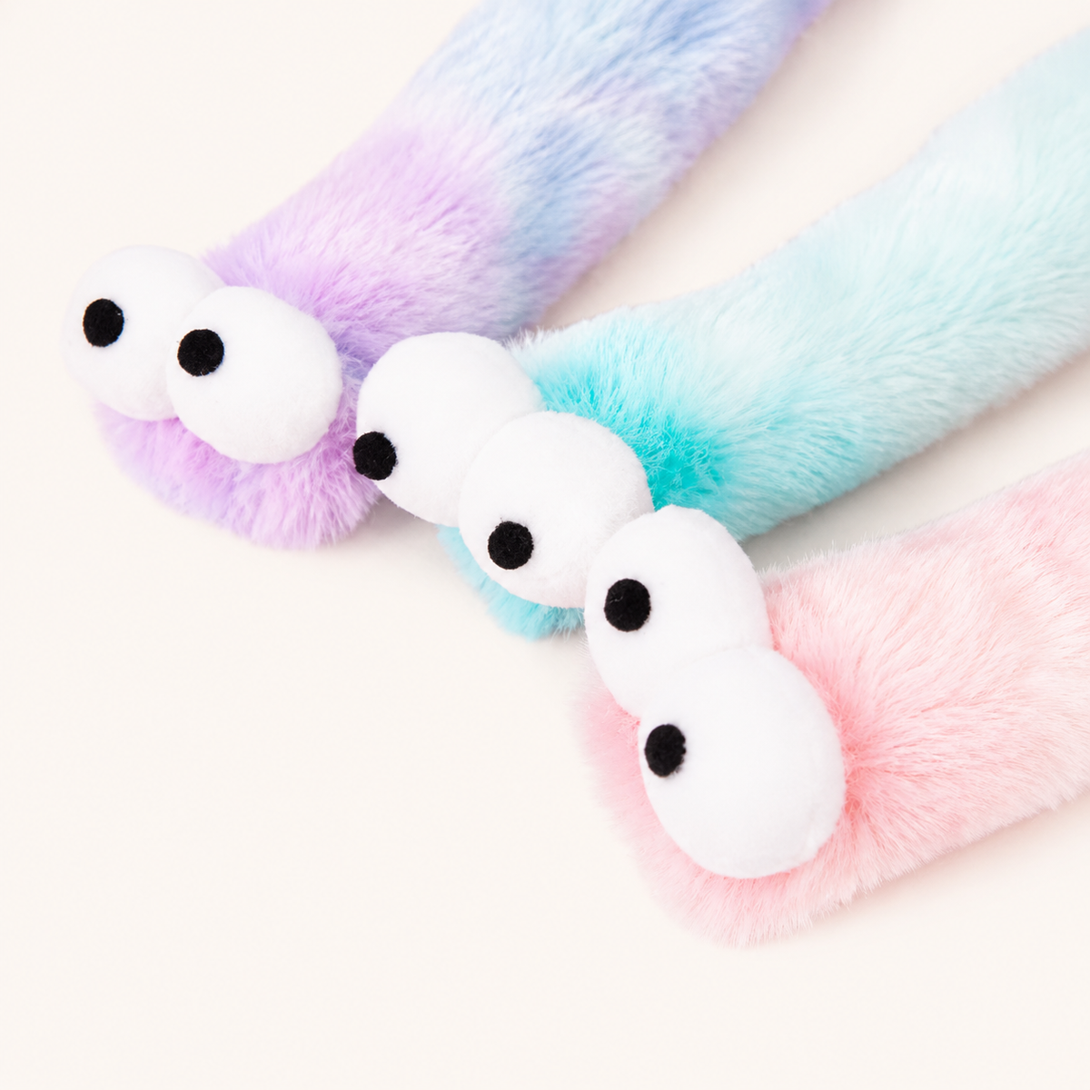 Giant Pastel Caterpillar Cat Toy – 37cm Plush Catnip Kicker | Interactive Cat Toy
