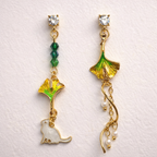Asymmetric Cat & Pearl Drop Earrings – Cute Kitten Gold Dangle Earrings for Women | Elegant Cat Lover Jewelry Gift