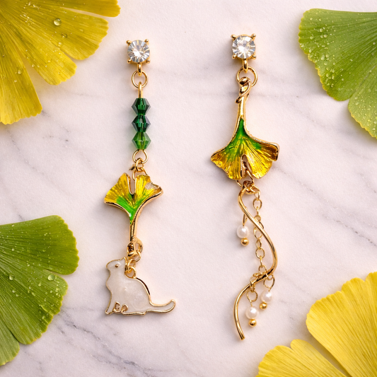 Asymmetric Cat & Pearl Drop Earrings – Cute Kitten Gold Dangle Earrings for Women | Elegant Cat Lover Jewelry Gift