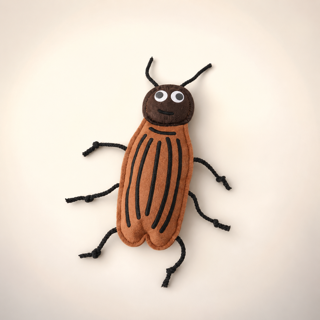 Soft Felt Cockroach Cat Toy with Catnip – Bite Resistant Interactive Indoor Chew Toy for Cats