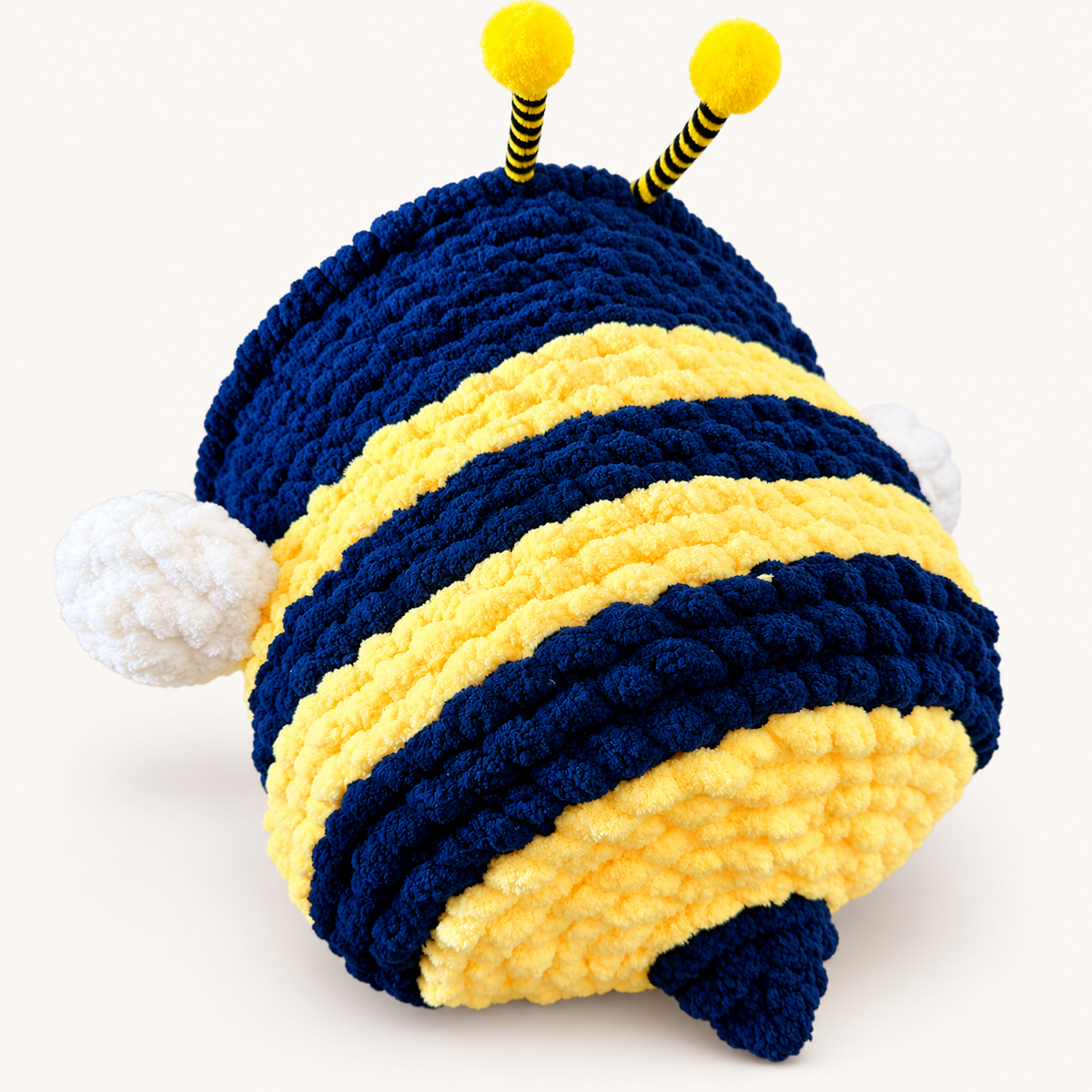 Chunky Knit Cave Bee back view on warm white background